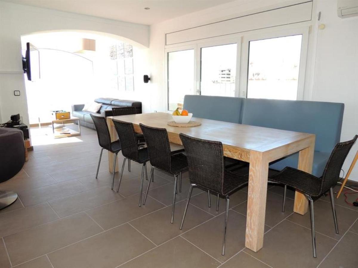 Casa Blanca-fantastic With Salt Water Infinity Pool And Huge Deck Area